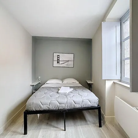 - Immeuble 20 Couchages Et 10 Lits アパート リオン